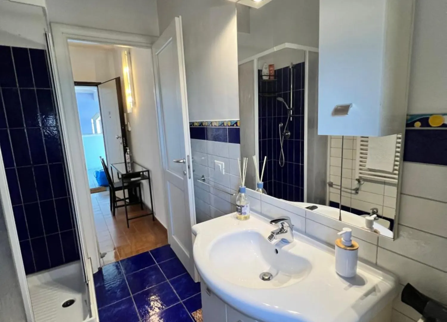 Apartment Tramonto Suite-Rome Airport Fco-Fronte Mare Fiumicino Italy