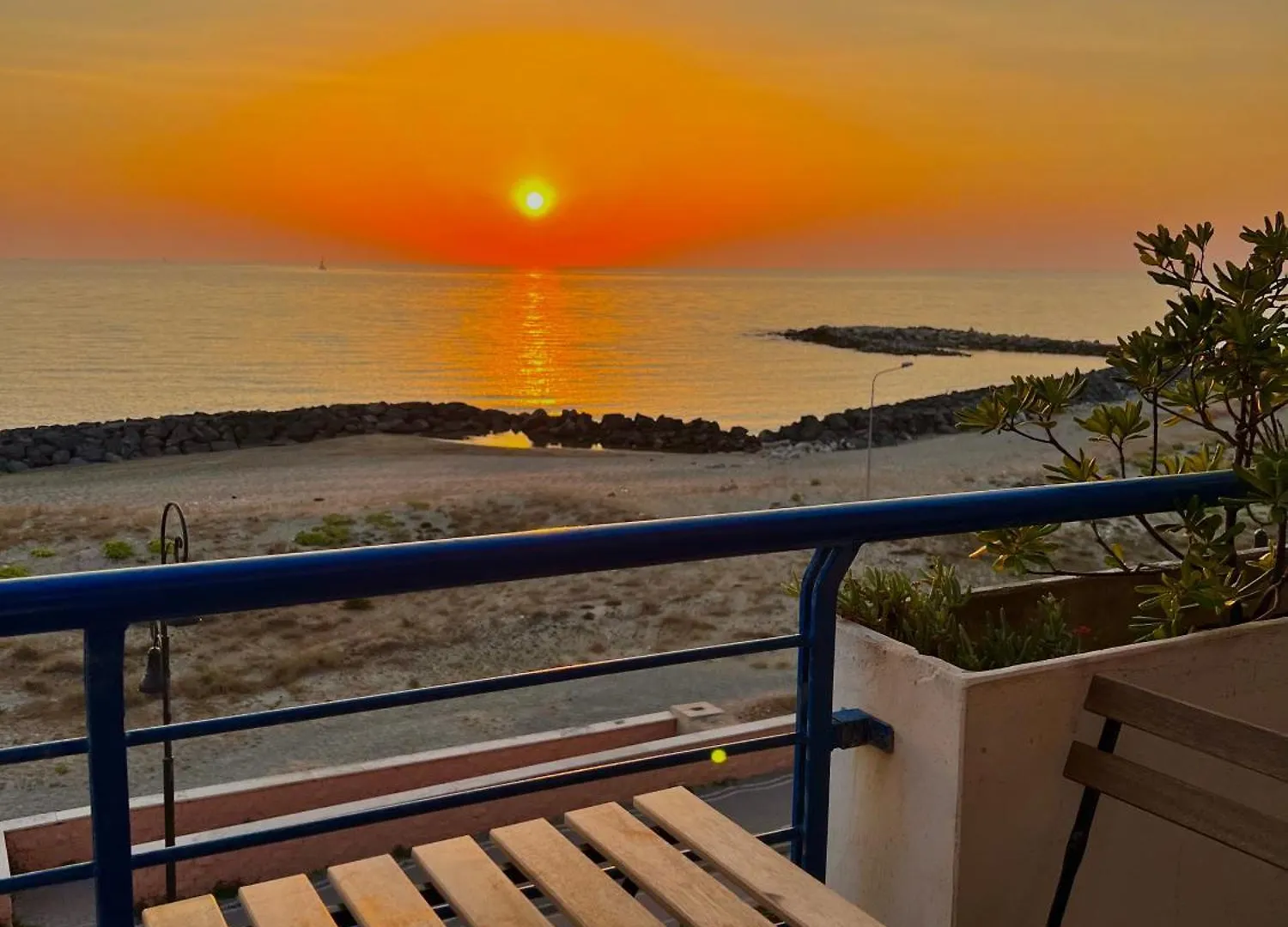 Apartment Tramonto Suite-Rome Airport Fco-Fronte Mare Fiumicino